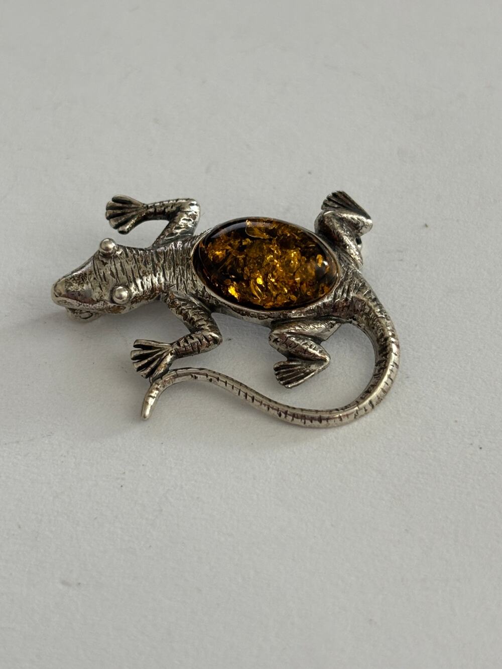 Sterling Silver Amber Lizzard Pin